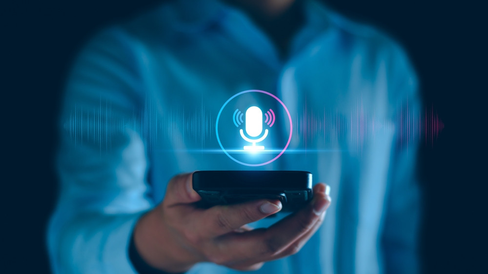 Voice User Interfaces: The New Frontier in App Development with ULEGENDARY DIGITAL